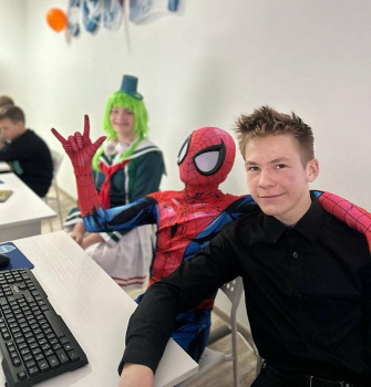 Детский лагерь Летние IT-интенсивы «Coddy», Невинномысск - , купить путевку