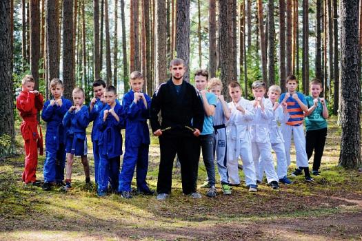 Детский лагерь «Sport Story» в ДОЛ «Град Детинец» - , купить путевку