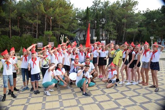 Детский лагерь «Нива», Геленджик - Краснодарский край, г. Геленджик, ул. Красногвардейская, д. 89, ДОЛСТ «Нива», купить путевку